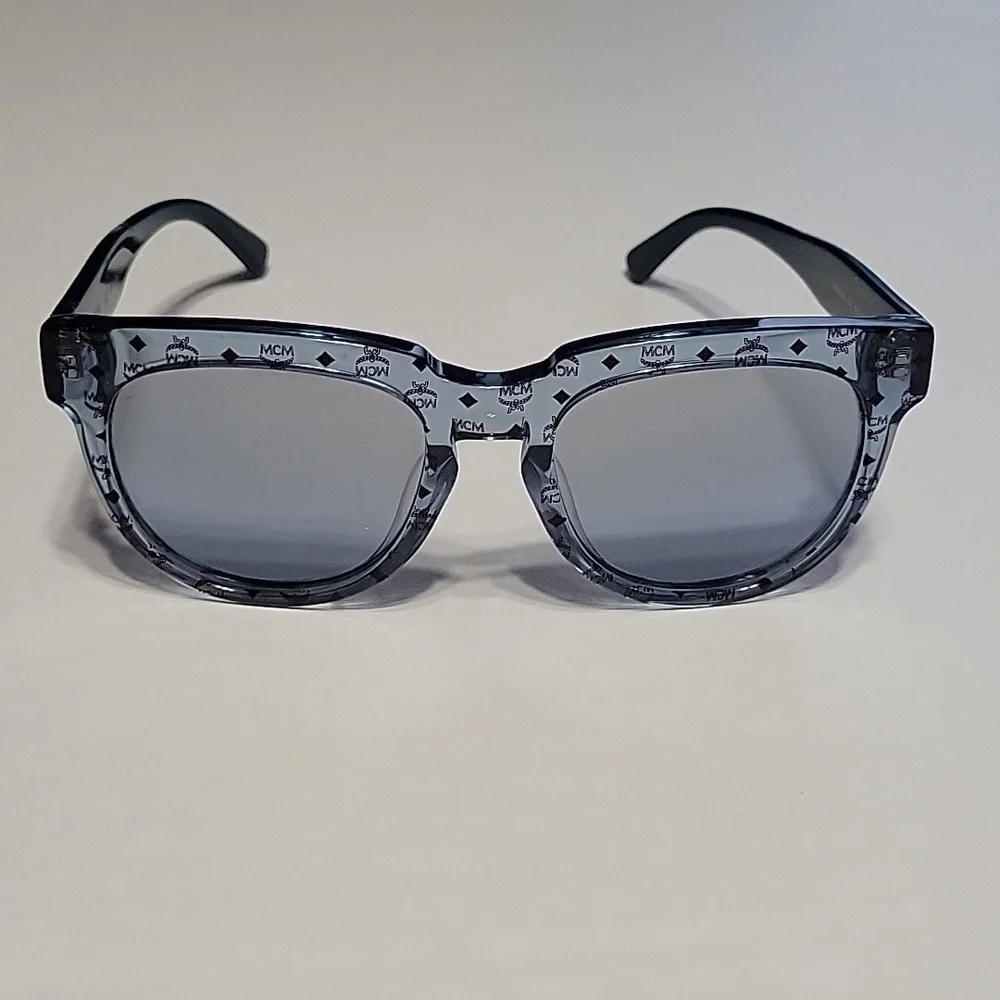 MCM! Blue Transparent Clear Monogram Visetos Wayfarer Sunglasses - Picture 2 of 9